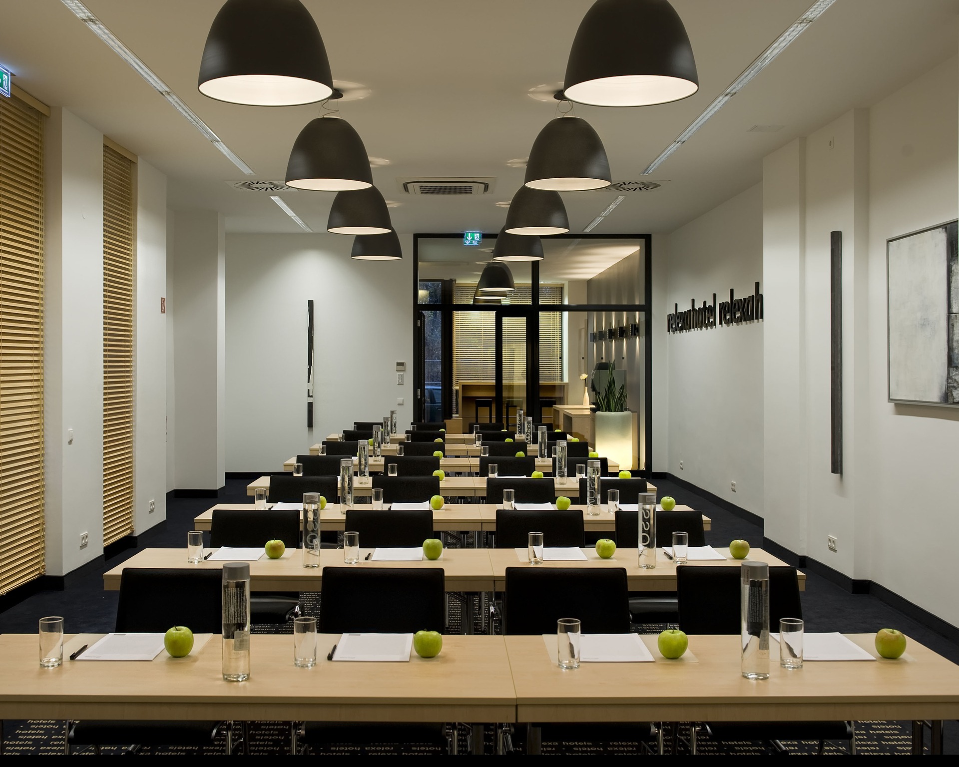 relexa hotel Berlin - Tagungsraum Berlin Mitte parlamentarische Sitzordnung