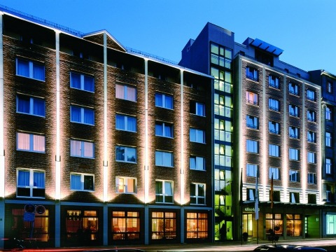 Hotelfassade des relexa hotel Berlin