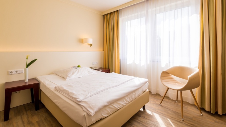 Have a good morning in one of our standard single room