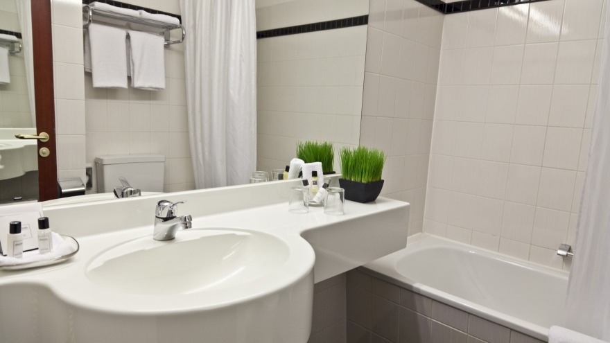 relexa hotel Berlin - Junior Suite bathroom