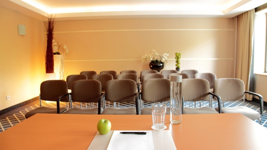 relexa hotel Berlin - Tagungsraum Stuttgart Theaterbestuhlung