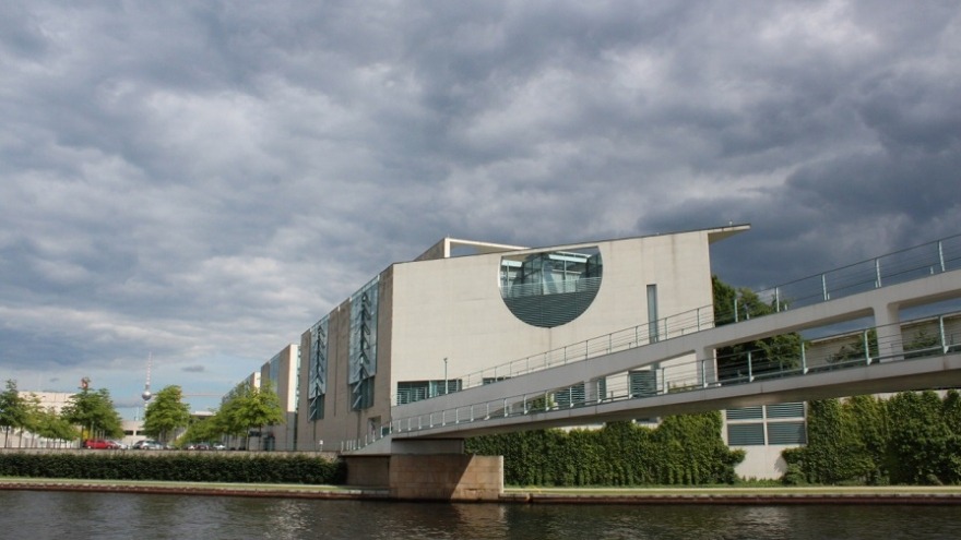 relexa hotel Berlin - "Magnus-Hirschfeld Ufer" next to the river Spree and the Federal Chancellery