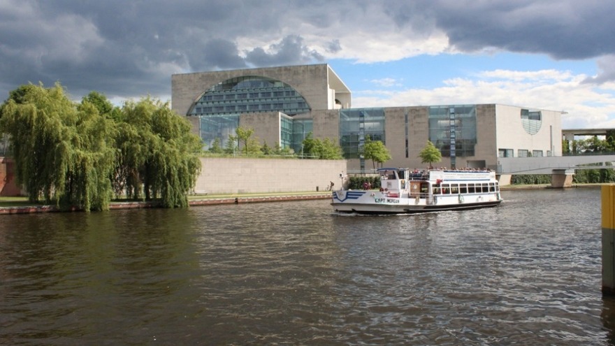 relexa hotel Berlin - "Magnus-Hirschfeld Ufer" next to the river Spree and the Federal Chancellery