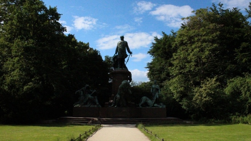 relexa hotel Berlin - Victory Column - Statue