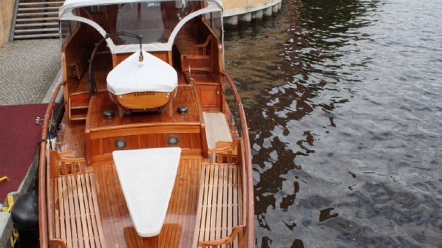 relexa hotel Berlin - Yacht AIDA